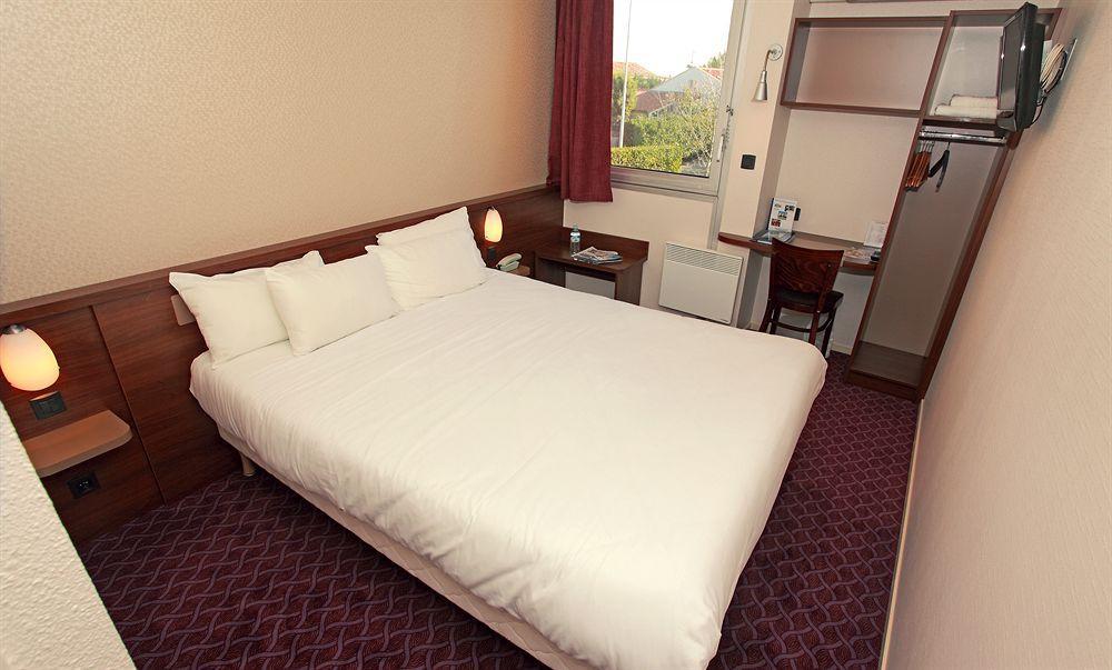 Brit Hotel Toulouse Colomiers - L'Esplanade الغرفة الصورة