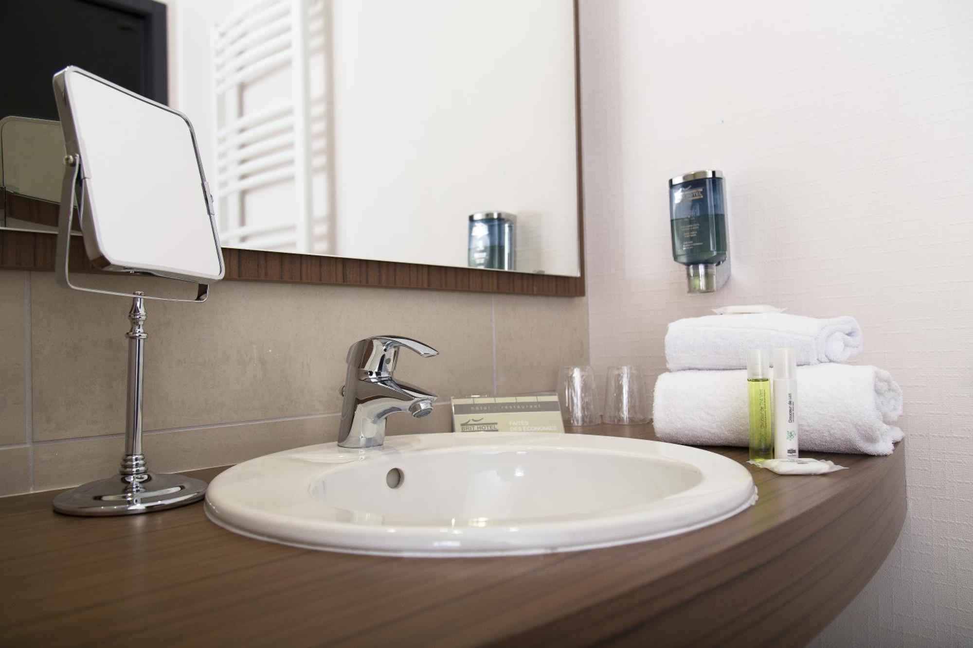 Brit Hotel Toulouse Colomiers - L'Esplanade المظهر الخارجي الصورة