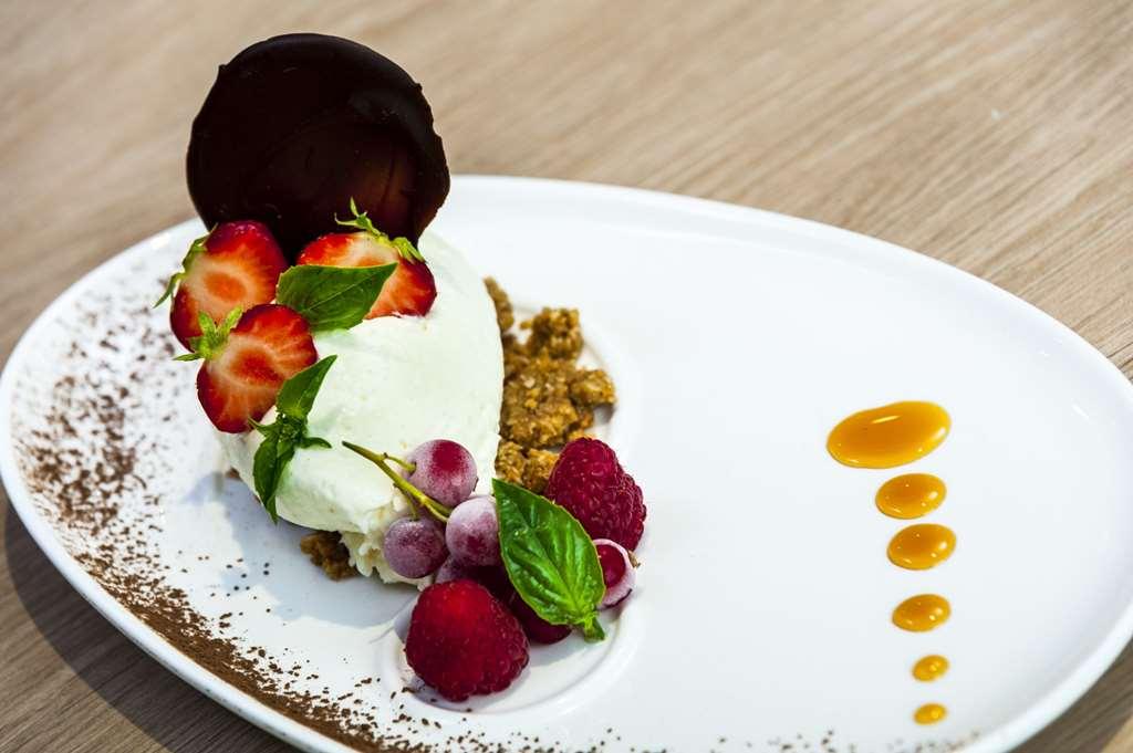 Brit Hotel Toulouse Colomiers - L'Esplanade المطعم الصورة